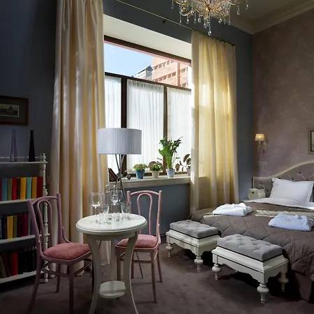 Hotel 19-3